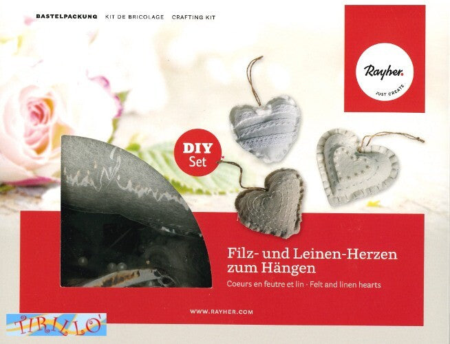 IDEE CREATIVE CUCITO NATALE - Kit cuoricini da appendere in feltro
