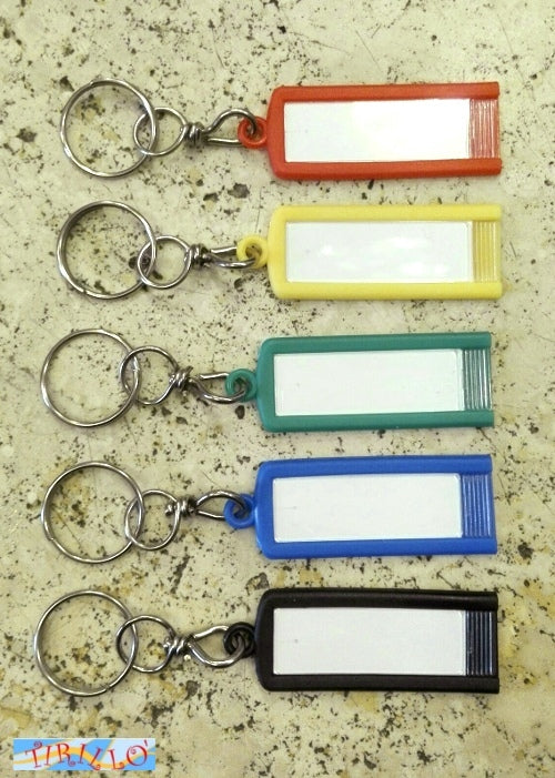 UFFICIO CARTOLERIA - 10 targhette portachiavi con anello - colori assortiti