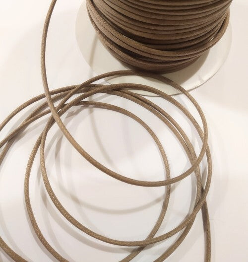 BIGIOTTERIA - 20 metri di cordino cerato 2 mm - Marrone chiaro