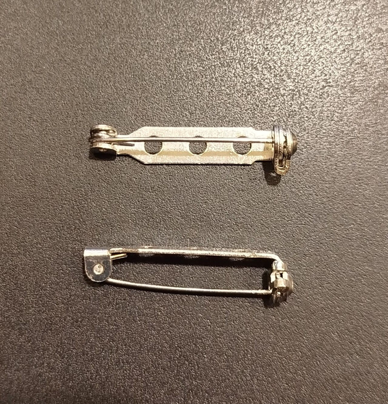 CUCITO BIGIOTTERIA - 15 basi per spilla 2,5 cm