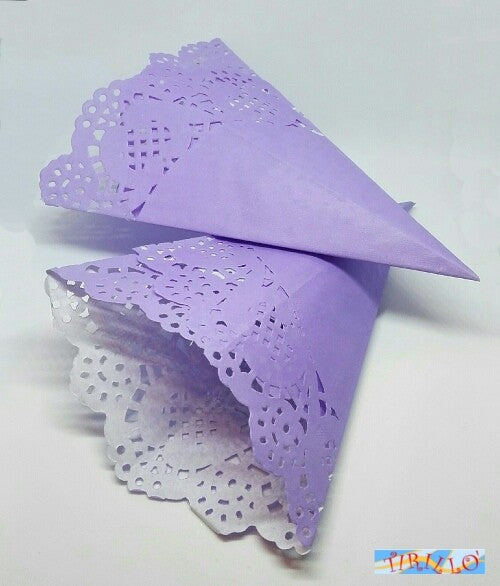 MATRIMONIO DECORAZIONI- 12 coni porta riso matrimonio 17 cm - Carta pizzo lilla